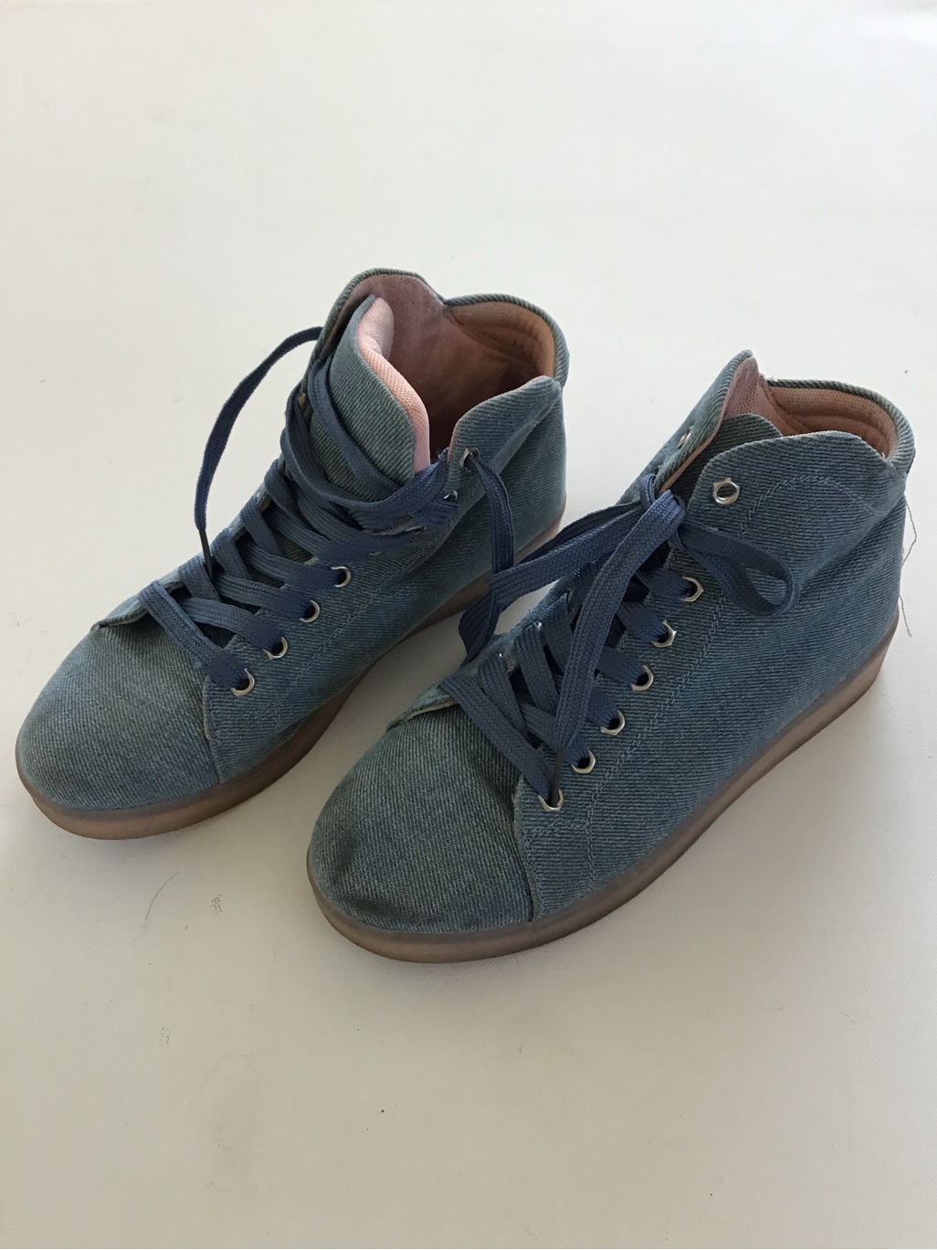 Forever 21 Blue Denim High-Top Sneakers Casual Lace-Up Shoes Women’s Size 7